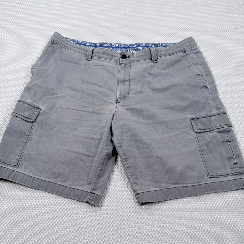 Tommy Bahama Men's Size 40 Gray Cargo Shorts Cotton Tencel Lyocell Pockets
